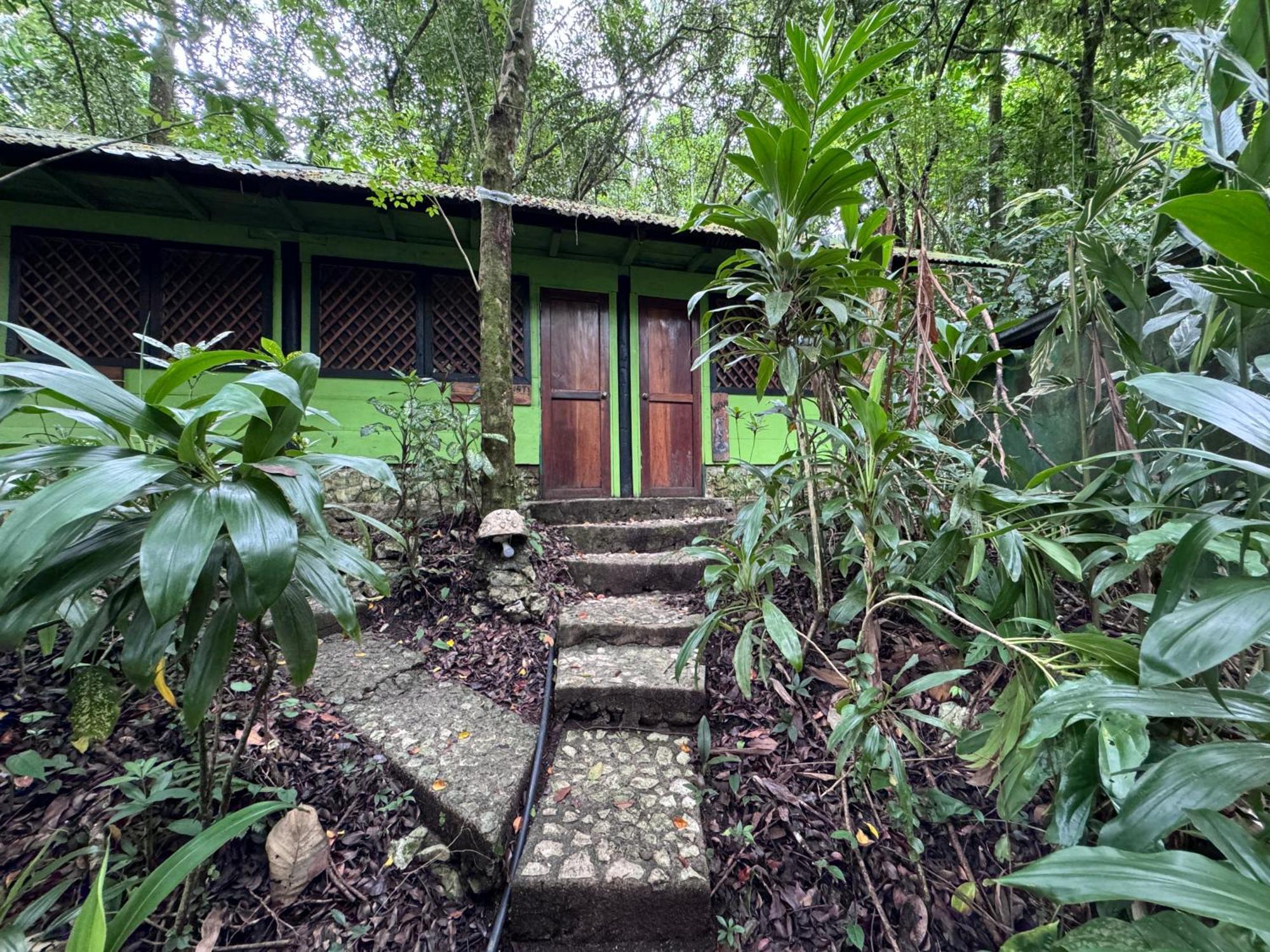 Finca Tatin Hotel Izabal Exterior photo
